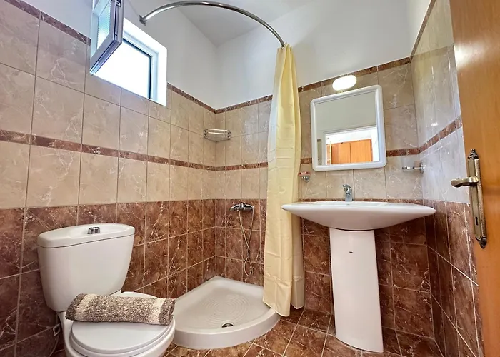 Daire Maistros Sea View *